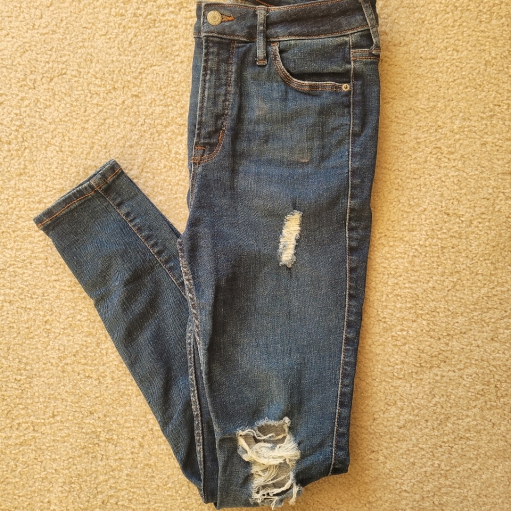 Old Navy Extra High-Waisted Rockstar Jeans